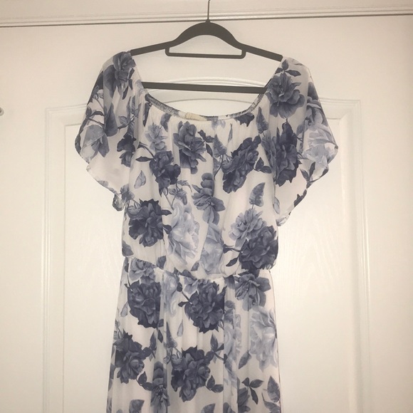 Alter’d State maxi floral dress size small - Picture 2 of 4